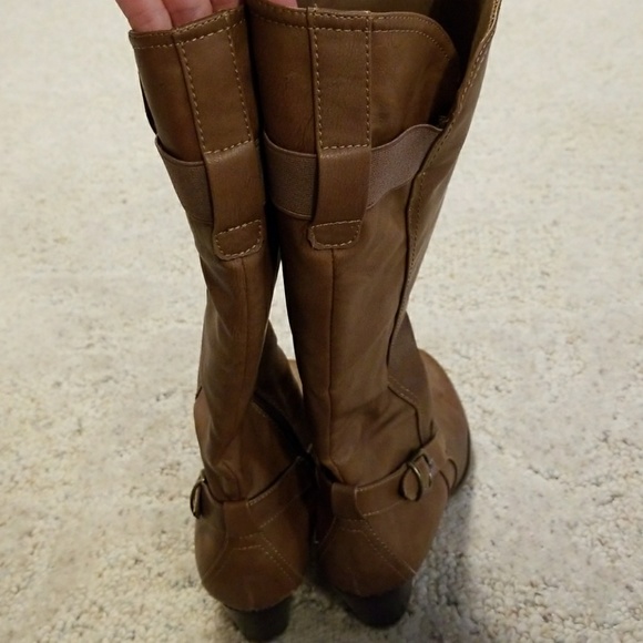 Womens Boots - Picture 4 of 4